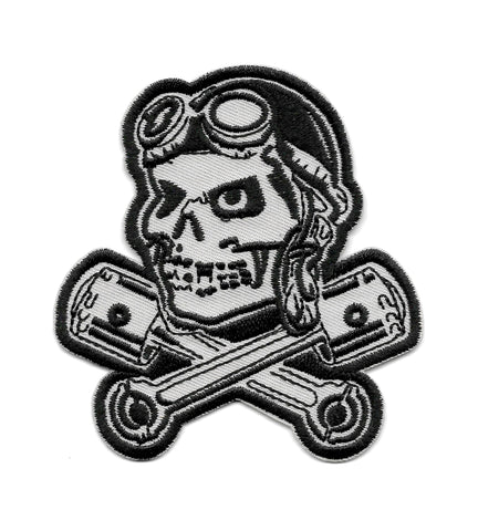 PILOT SKULL WITH PISTONS PATCH